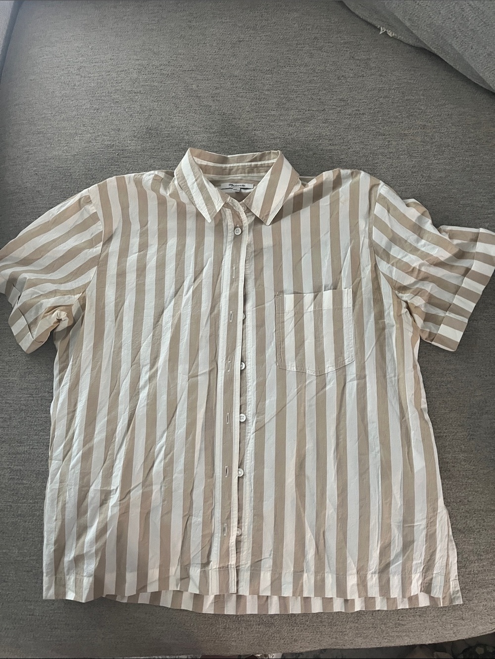 Madewell Beige and White Vertical Stripe Short-Sleeve Button-Down